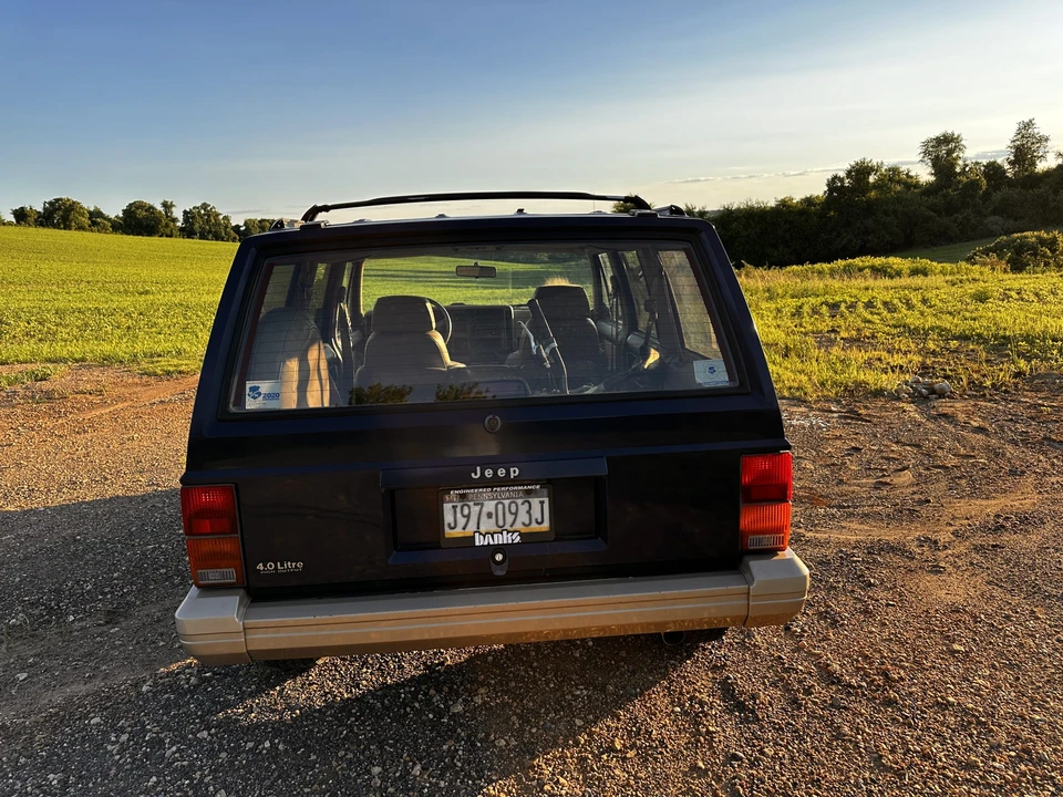 1994 Jeep XJ Cherokee - Image 28 of 31
