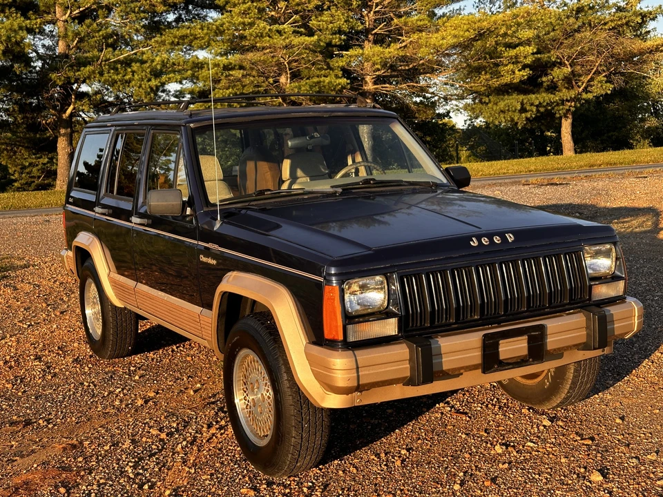 1994 Jeep XJ Cherokee - Image 24 of 31