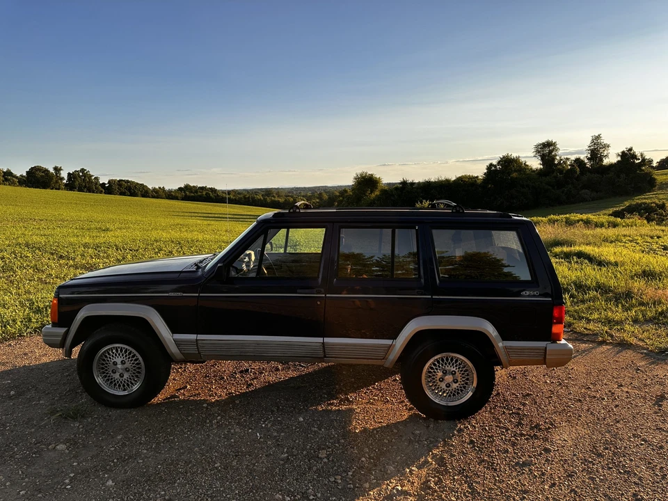 1994 Jeep XJ Cherokee - Image 21 of 31