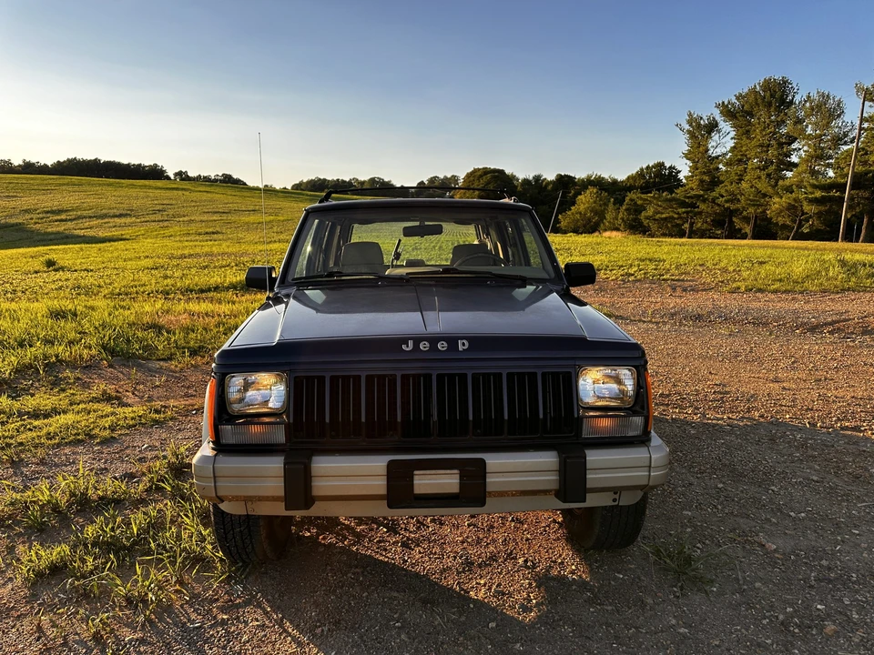 1994 Jeep XJ Cherokee - Image 14 of 31