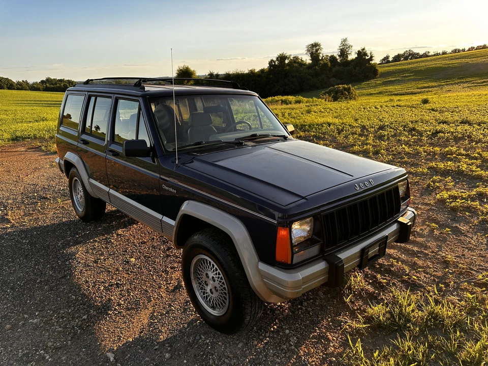 1994 Jeep XJ Cherokee - Image 2 of 31