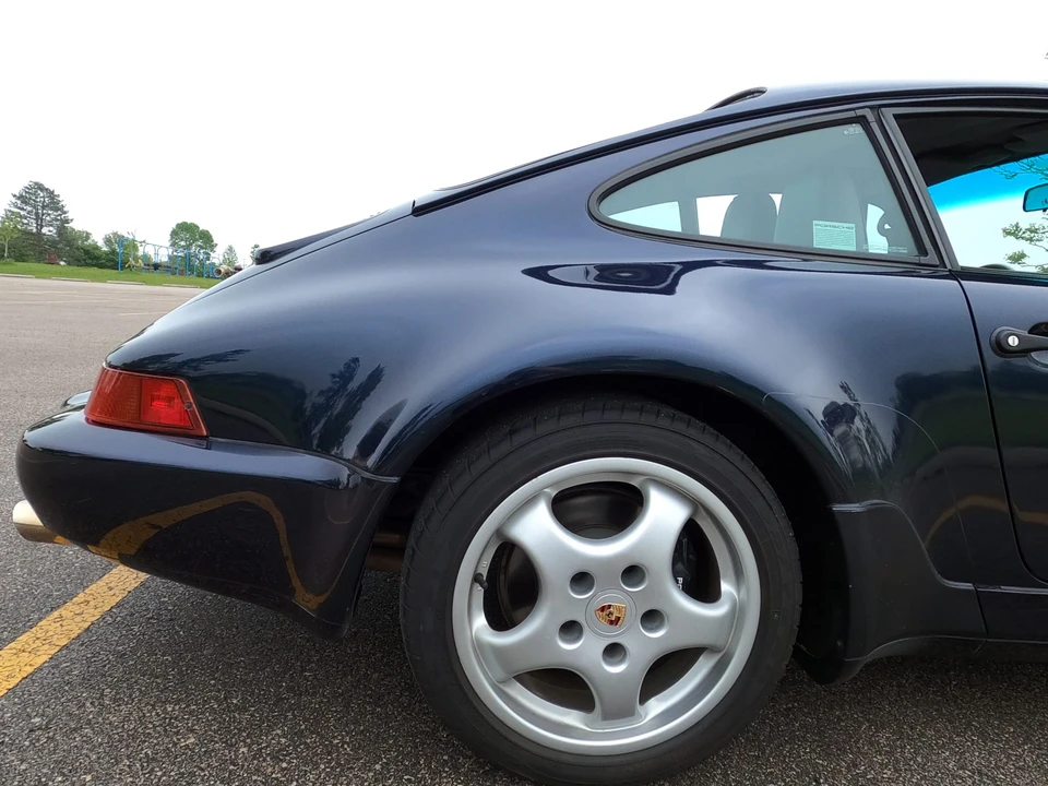 1994 Porsche 964 Carrera 4 - Image 13 of 31
