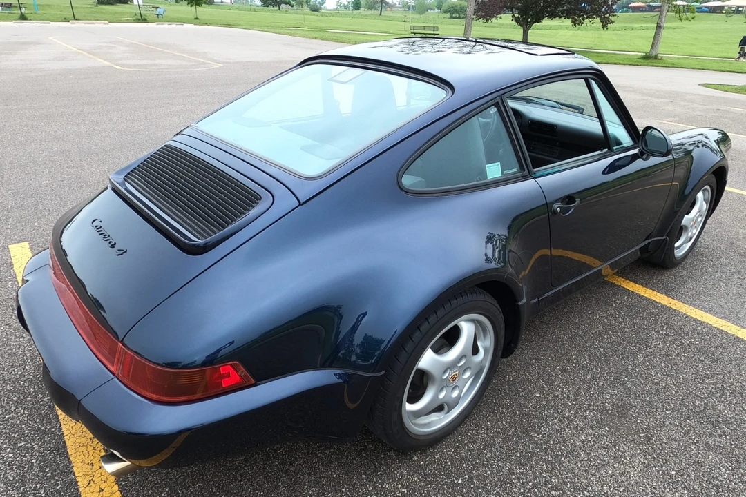 1994 Porsche 964 Carrera 4 - Image 5 of 31