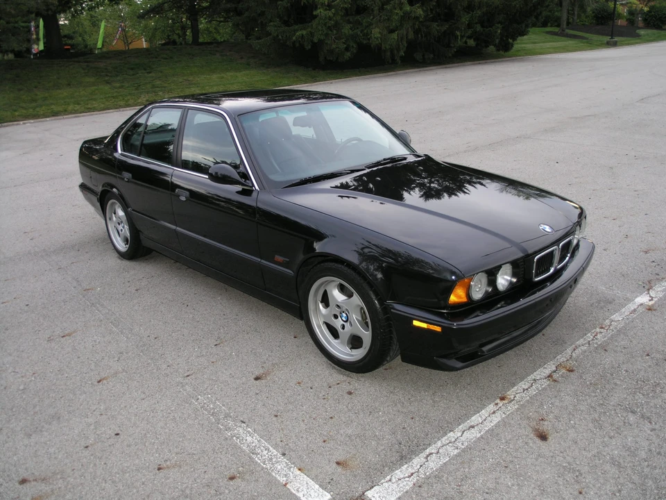1995 BMW E34 5 Series - Image 2 of 31