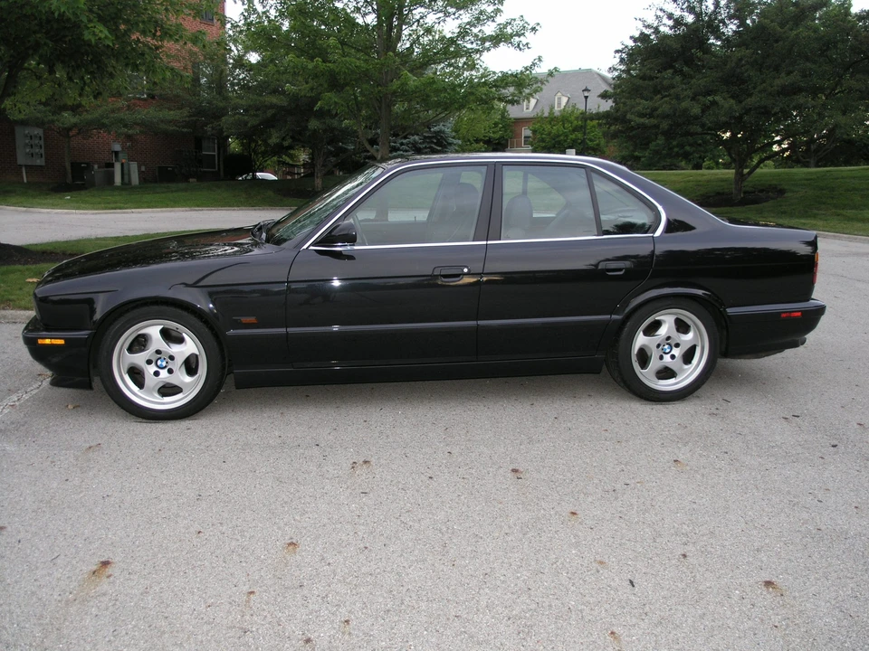 1995 BMW E34 5 Series - Image 8 of 31