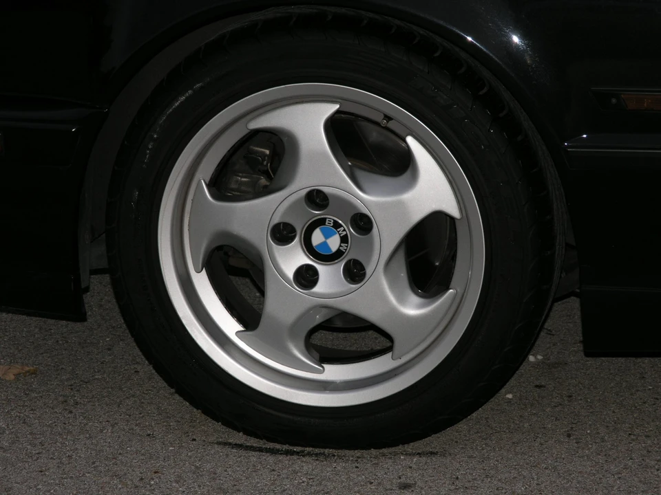 1995 BMW E34 5 Series - Image 25 of 31
