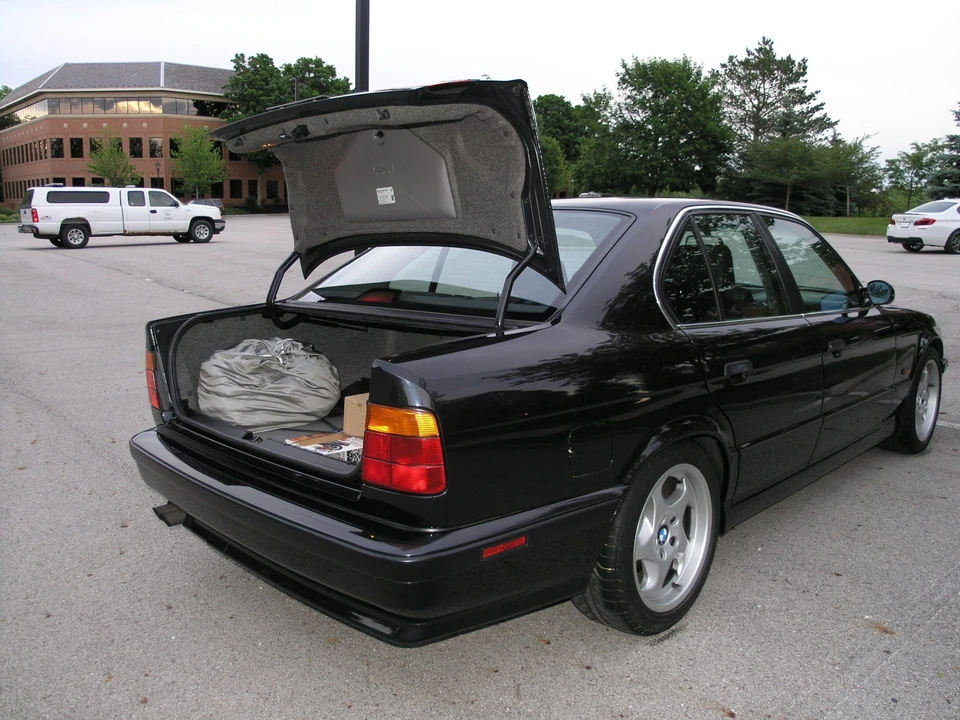 1995 BMW E34 5 Series - Image 10 of 31