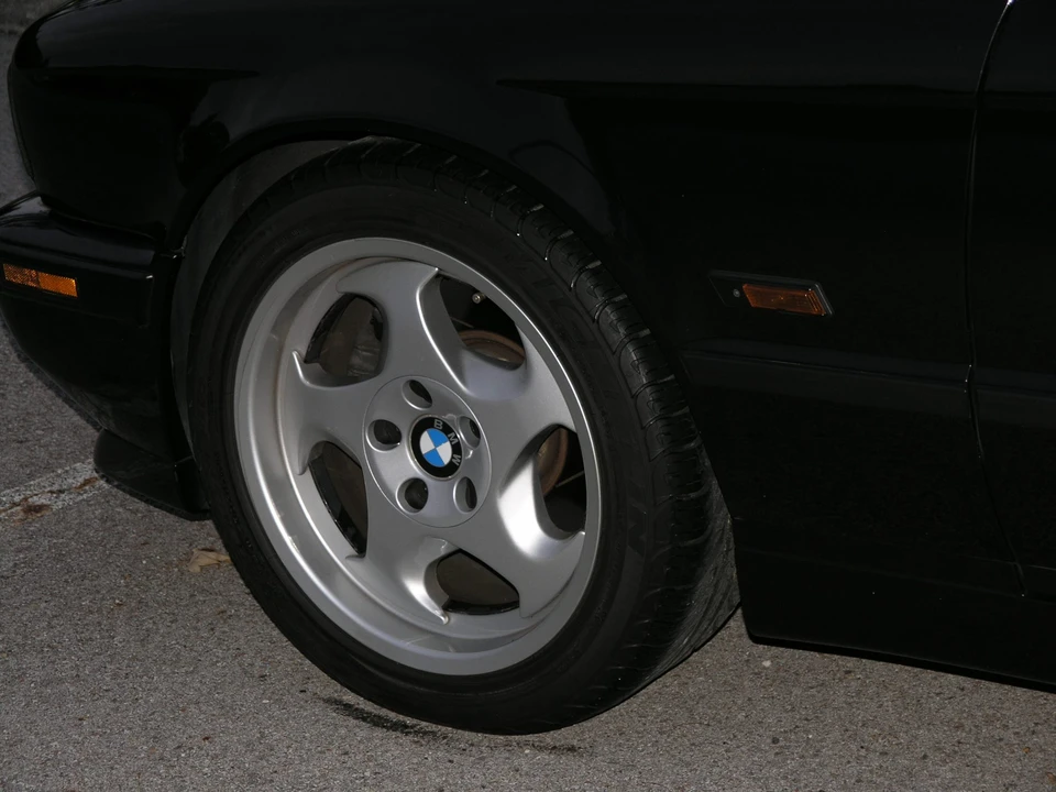 1995 BMW E34 5 Series - Image 24 of 31