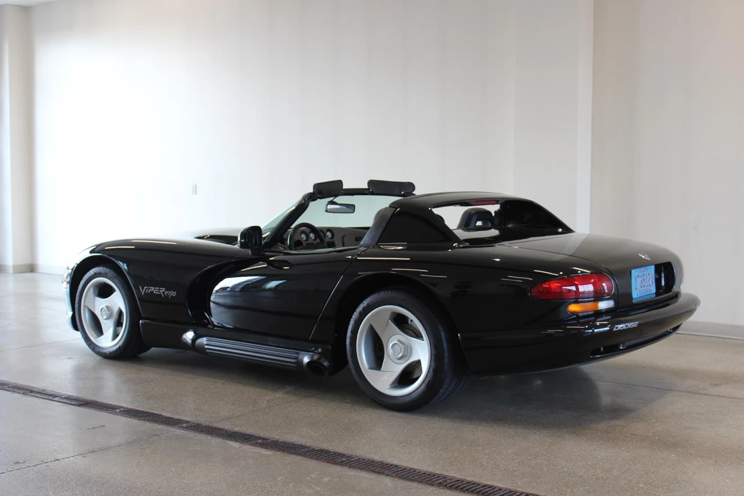 1995 Dodge Viper 1st Gen - Image 11 of 31