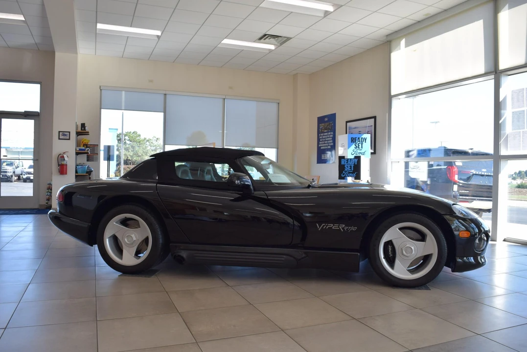 1995 Dodge Viper 1st Gen - Image 16 of 31