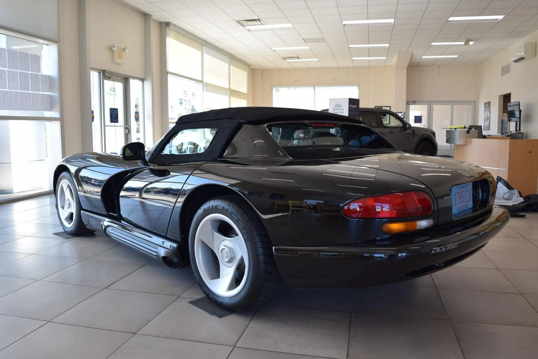 1995 Dodge Viper 1st Gen - Image 19 of 31