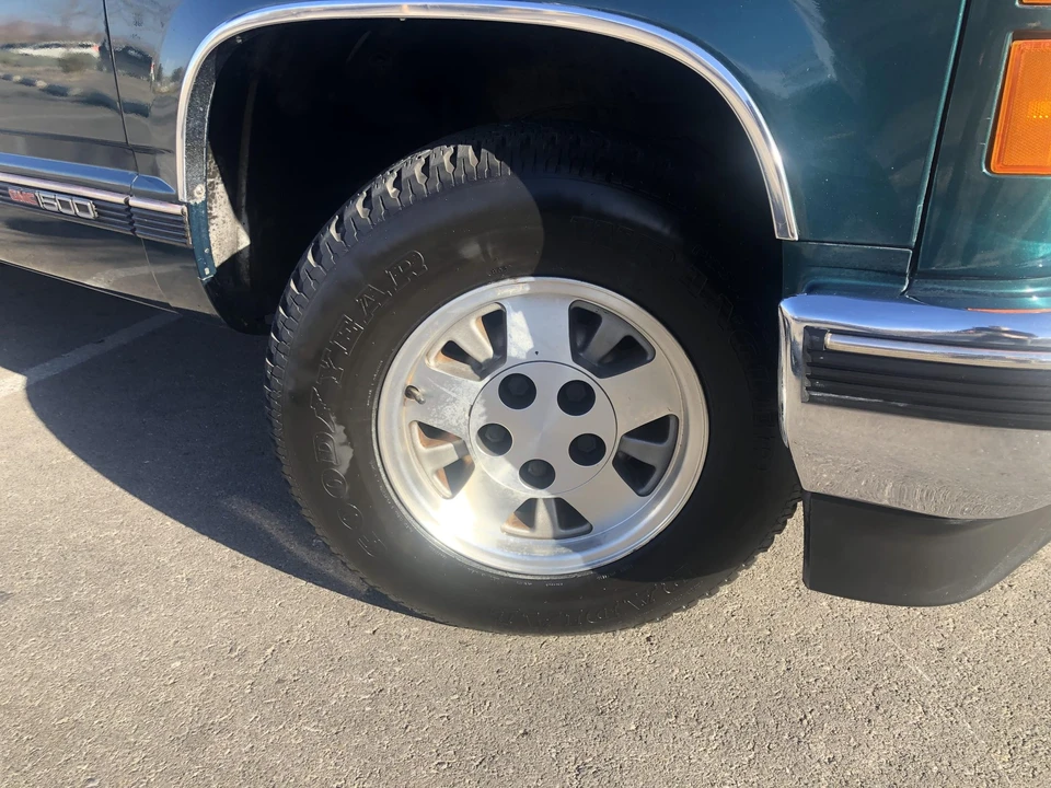 1995 GMC Sierra 1st Gen - Image 30 of 31