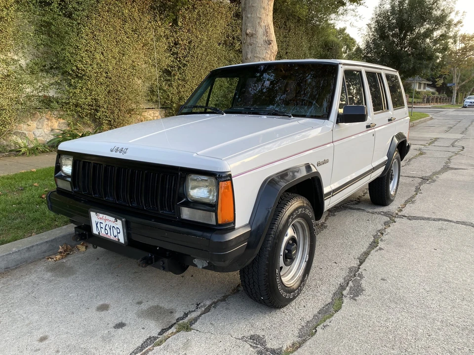 1995 Jeep XJ Cherokee - Image 3 of 31