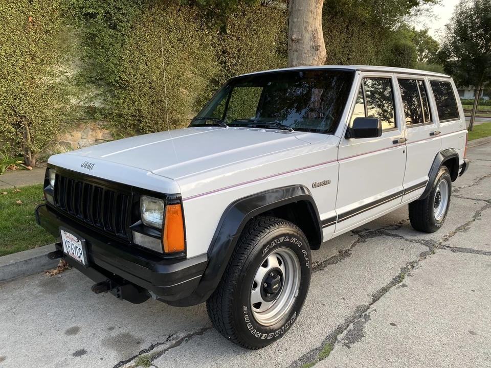 1995 Jeep XJ Cherokee - Image 4 of 31