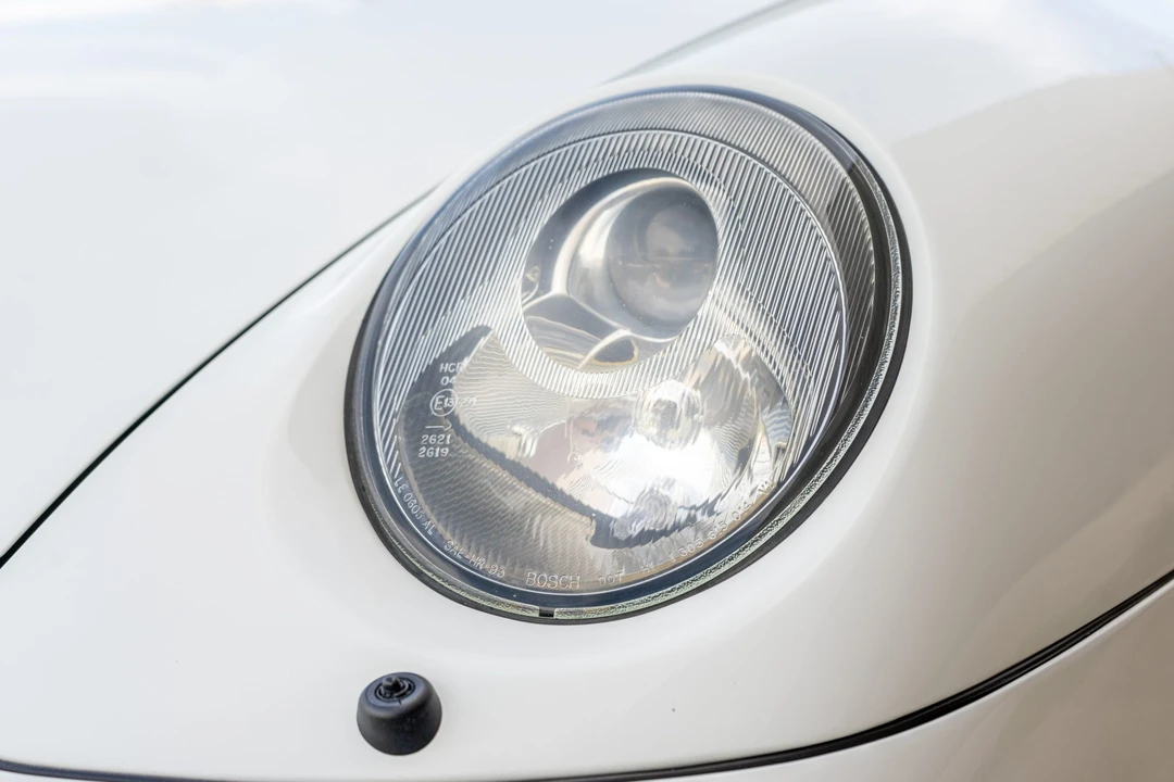 1995 Porsche 993 Carrera - Image 29 of 31