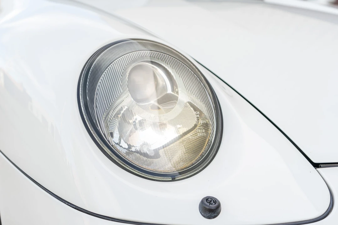 1995 Porsche 993 Carrera - Image 28 of 31