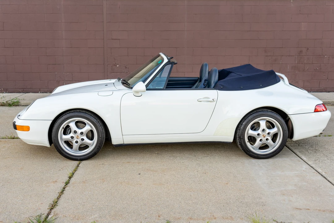 1995 Porsche 993 Carrera - Image 11 of 31