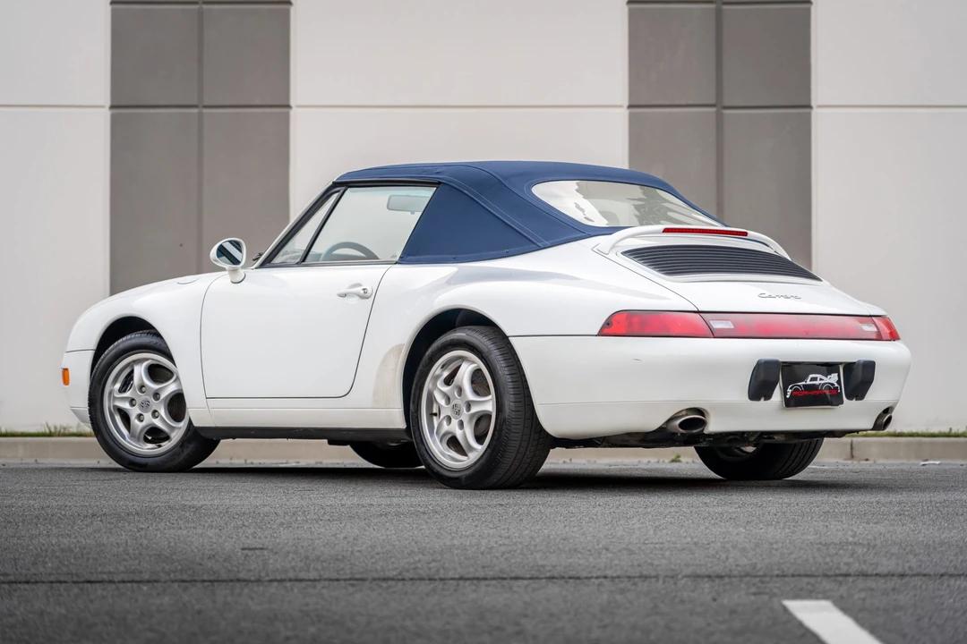 1995 Porsche 993 Carrera - Image 10 of 31