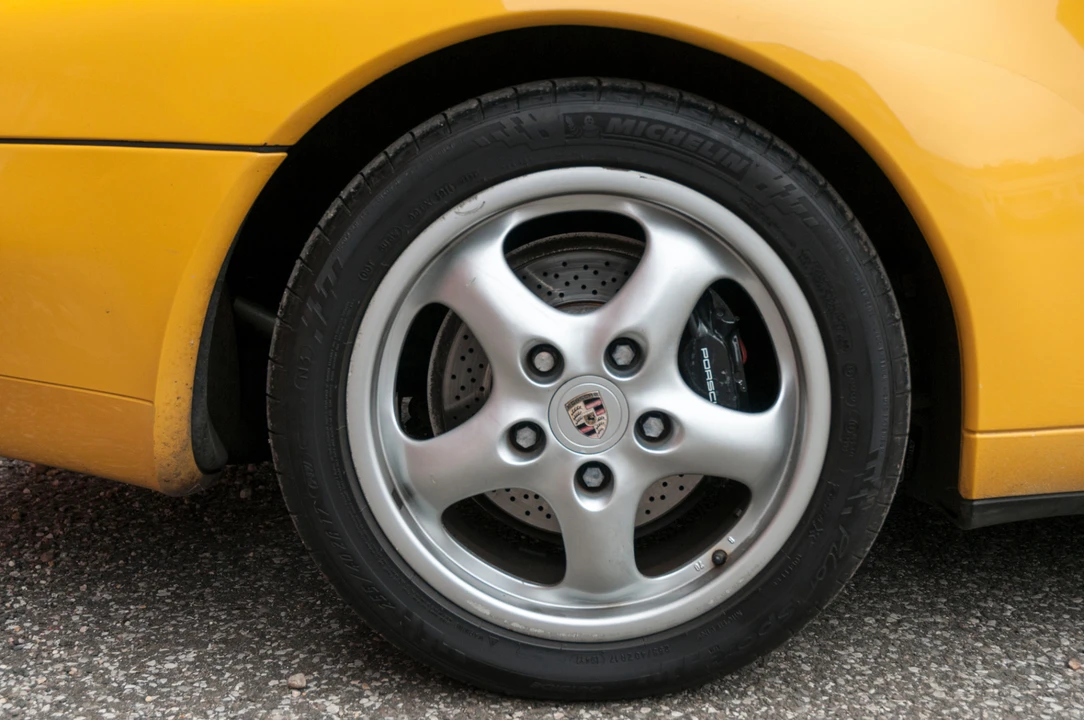 1995 Porsche 993 Carrera - Image 24 of 31