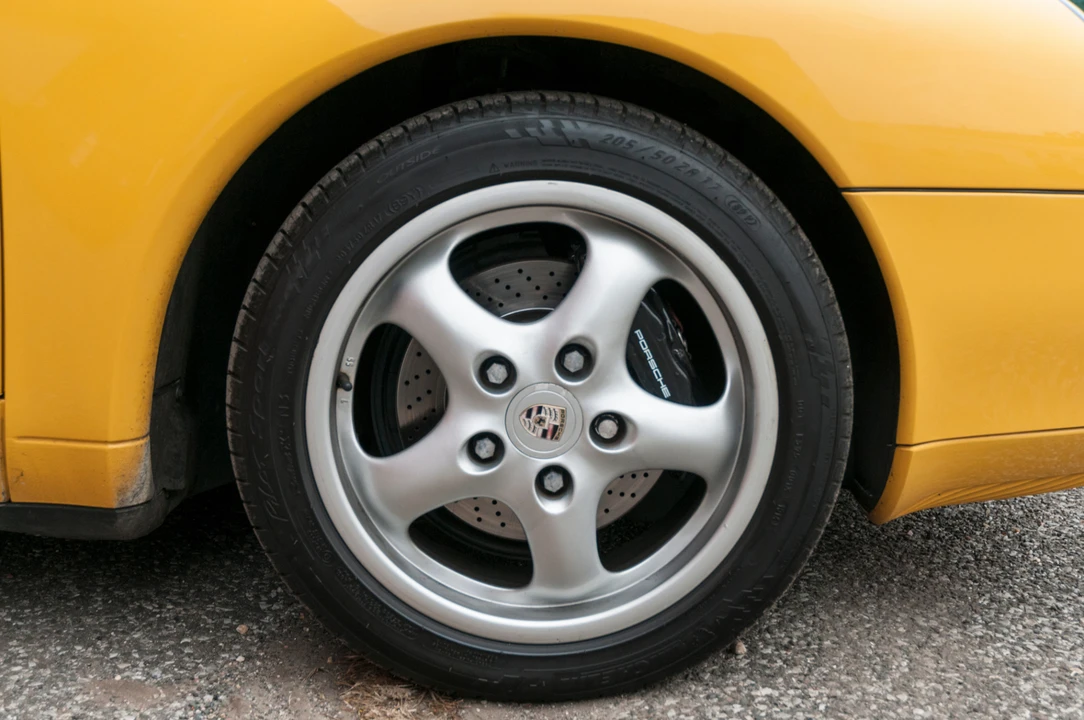 1995 Porsche 993 Carrera - Image 25 of 31