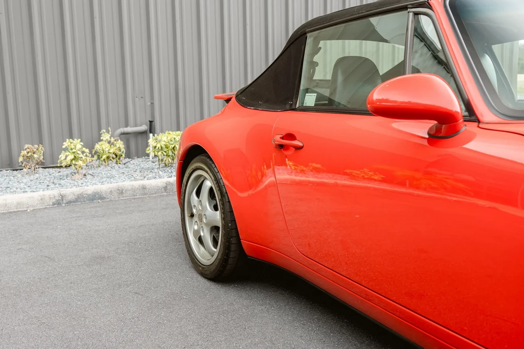 1995 Porsche 993 Carrera - Image 18 of 31