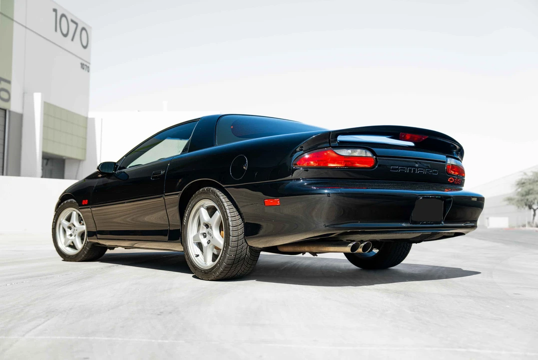 1996 Chevrolet Camaro SS 4th Gen - Image 6 of 31