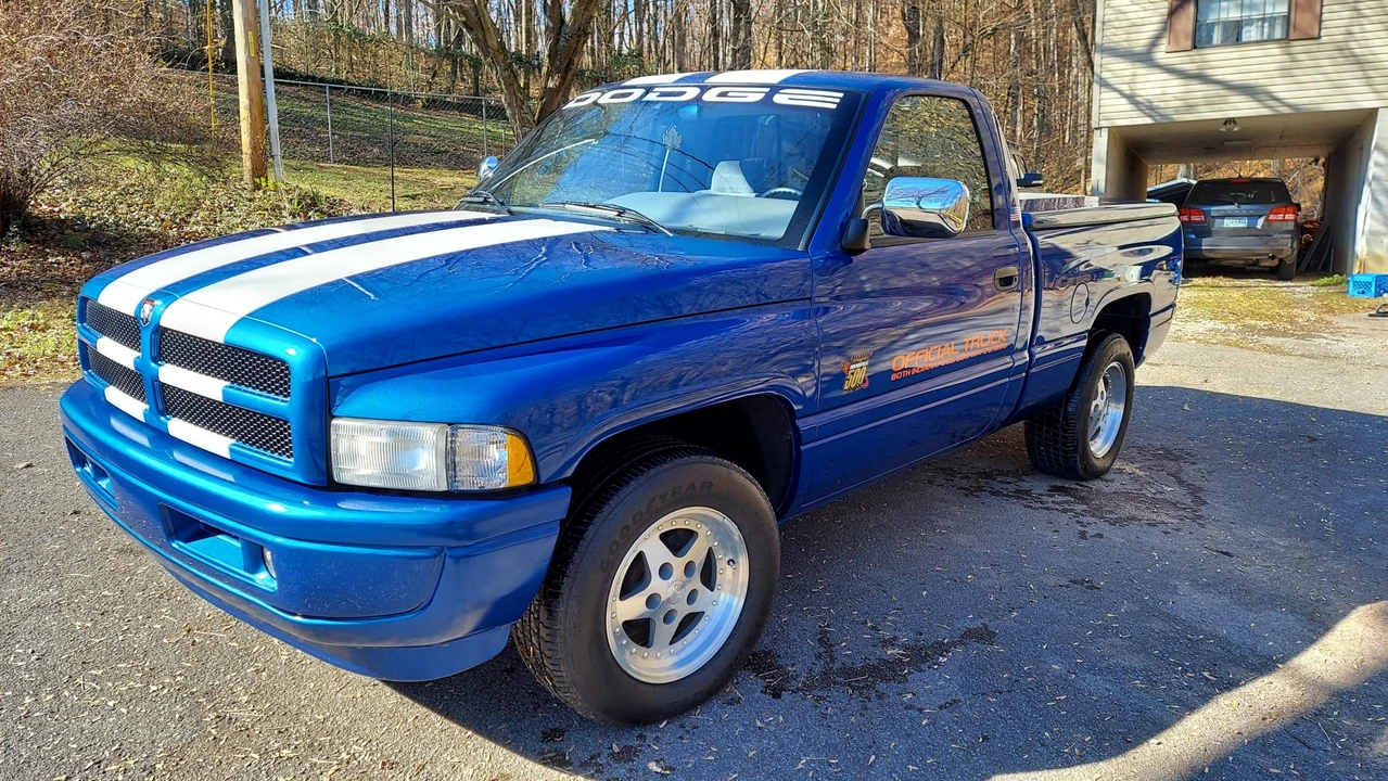 1996 Dodge Ram 2nd Gen - Image 2 of 31