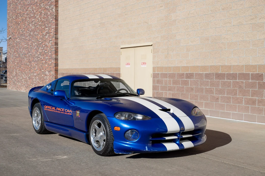 1996 Dodge Viper GTS 2nd Gen - Image 16 of 31