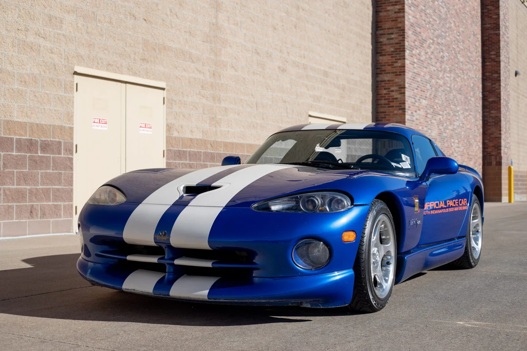 1996 Dodge Viper GTS 2nd Gen - Image 2 of 31
