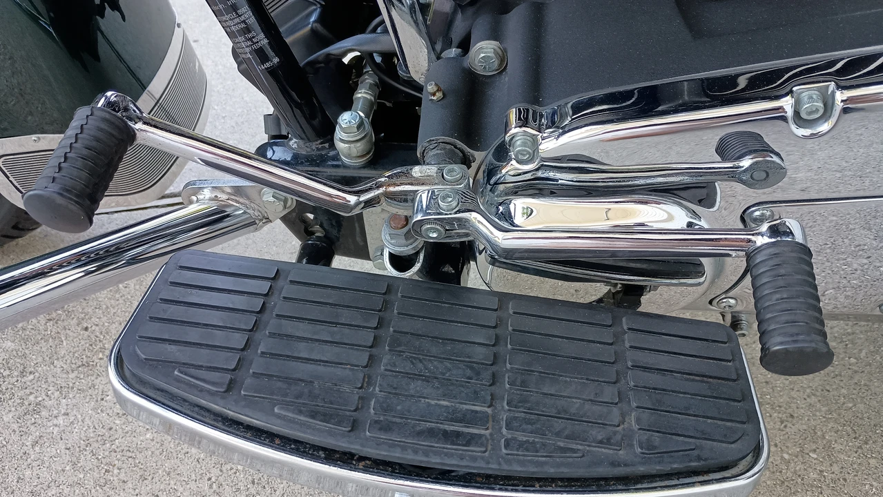 1996 Harley-Davidson Touring Evolution - Image 15 of 31