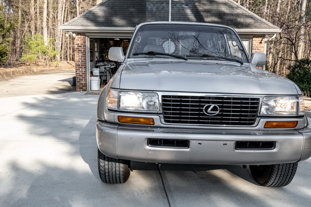 1996 Lexus LX 1st Gen - Image 13 of 31