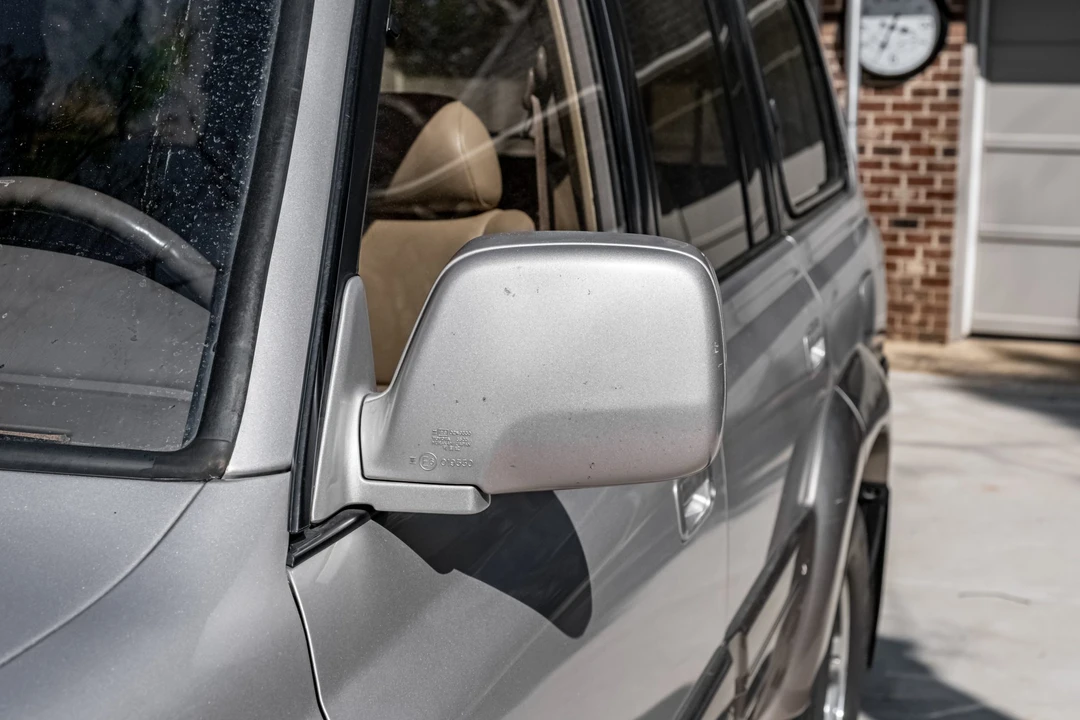 1996 Lexus LX 1st Gen - Image 19 of 31