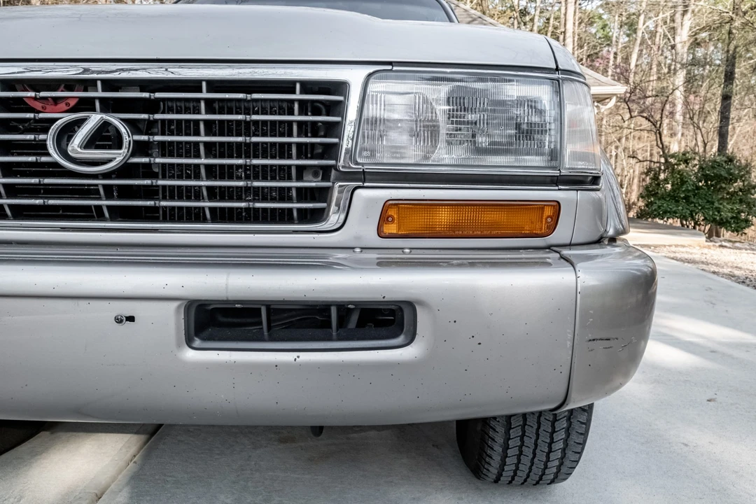 1996 Lexus LX 1st Gen - Image 17 of 31