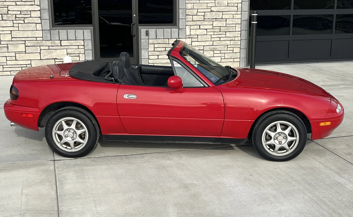 1996 Mazda NA MX-5 Miata - Image 4 of 31