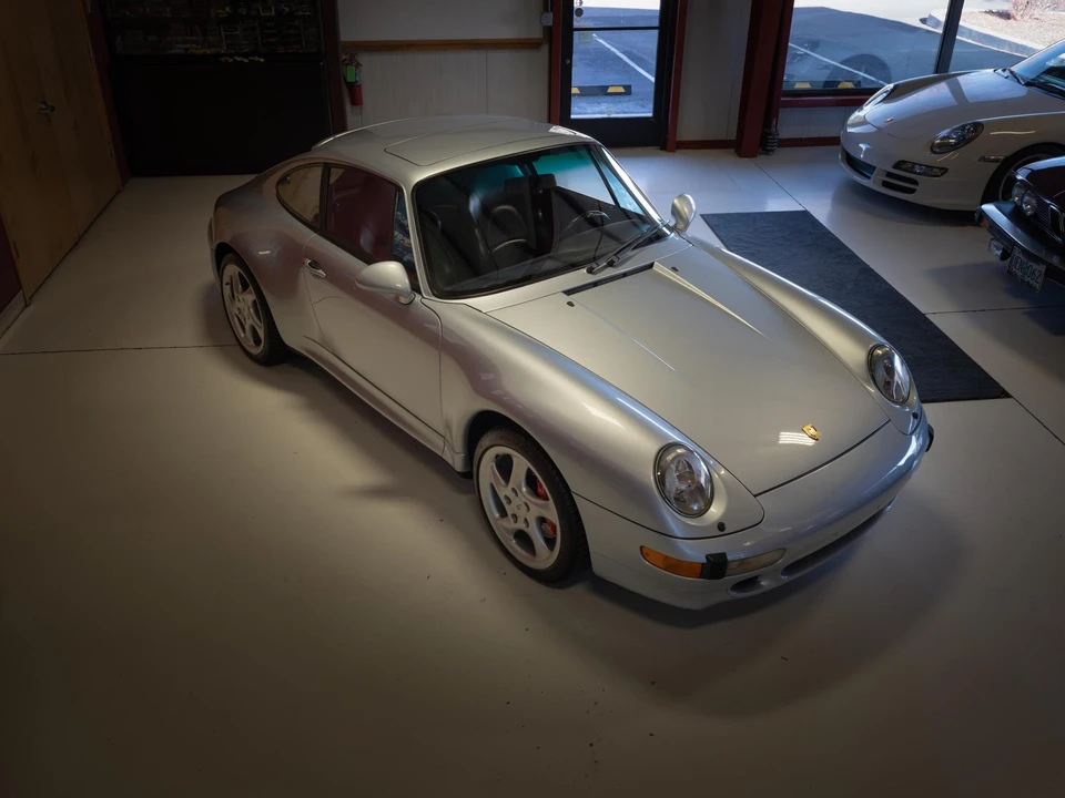 1996 Porsche 993 Carrera 4S - Image 9 of 31