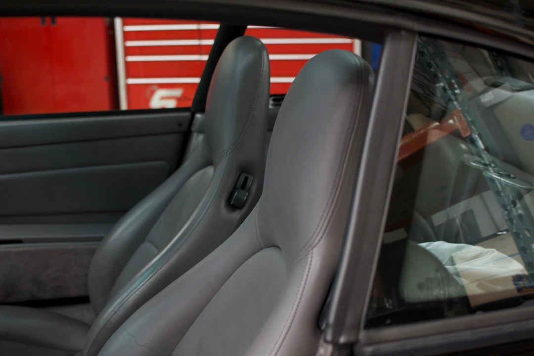 1996 Porsche 993 Carrera - Image 27 of 31