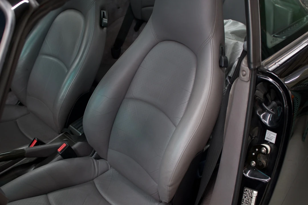 1996 Porsche 993 Carrera - Image 28 of 31