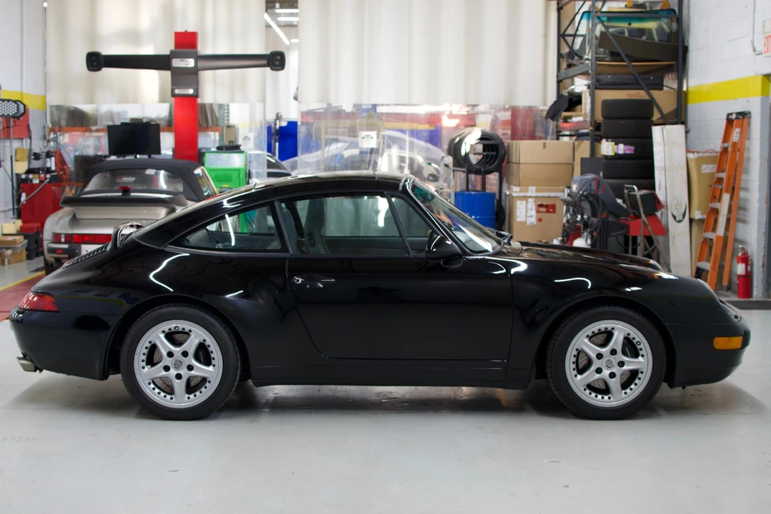 1996 Porsche 993 Carrera - Image 4 of 31