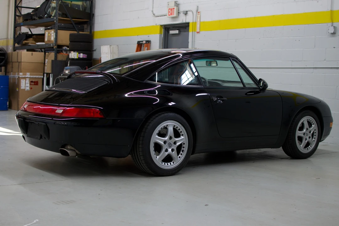 1996 Porsche 993 Carrera - Image 10 of 31