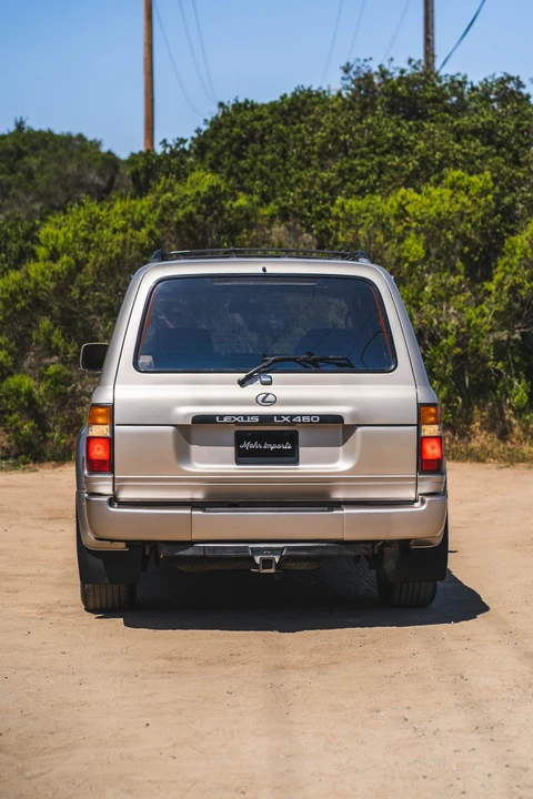 1997 Lexus LX 1st Gen - Image 16 of 31