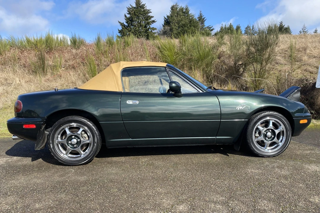 1997 Mazda NA MX-5 Miata - Image 4 of 31