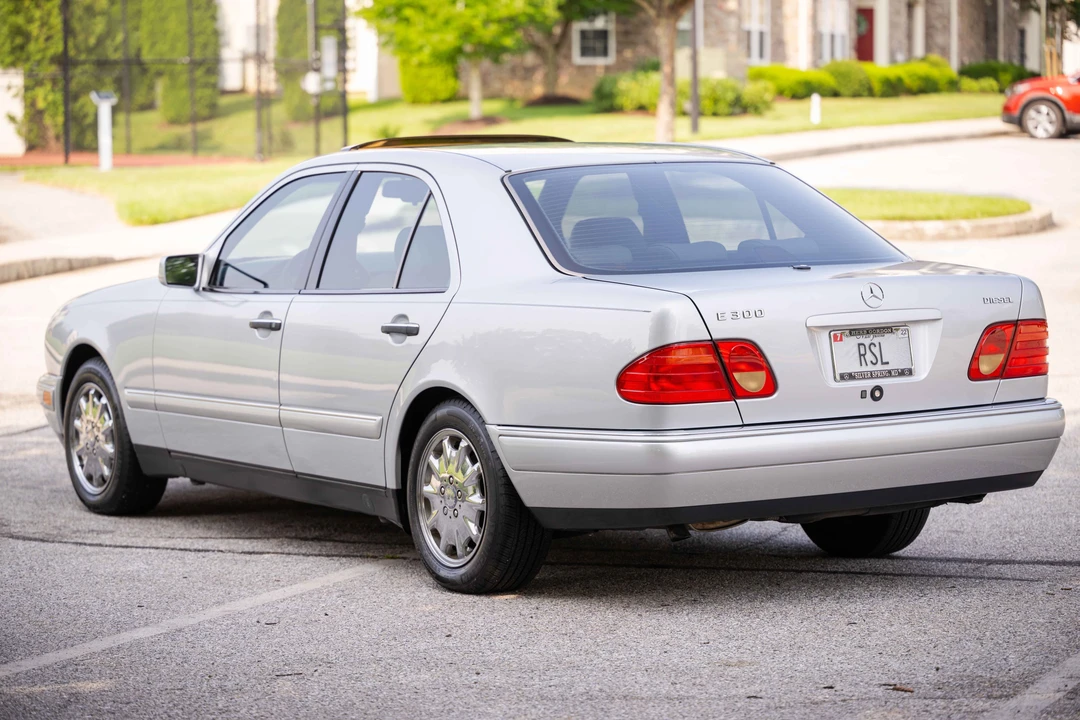 1997 Mercedes-Benz W124 E-Class - Image 12 of 31