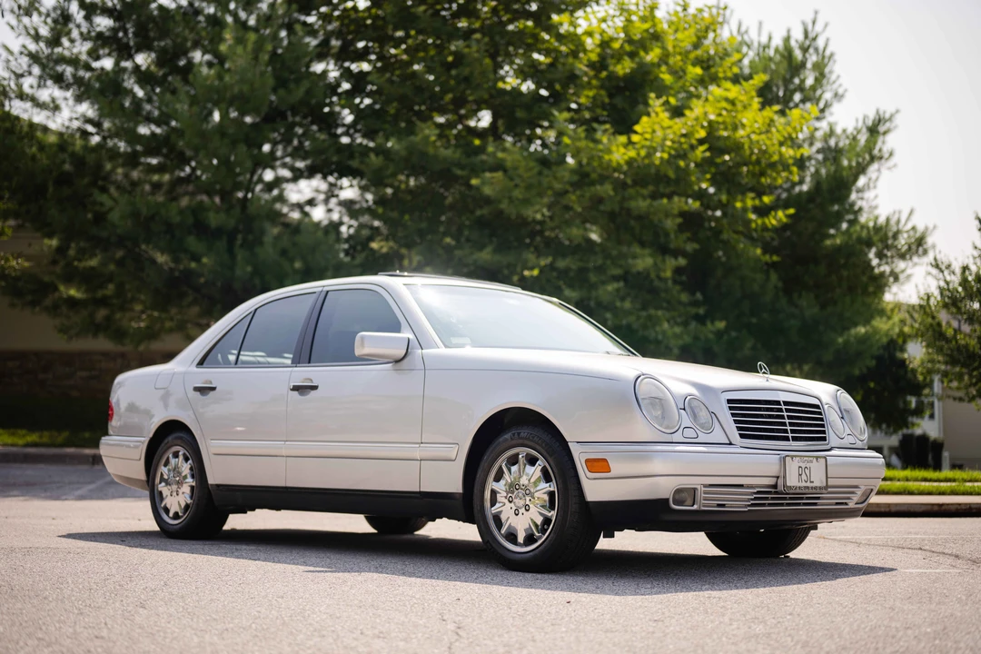 1997 Mercedes-Benz W124 E-Class - Image 4 of 31