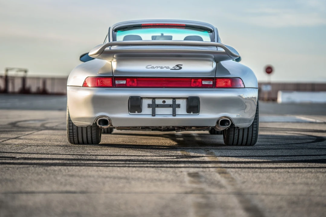 1997 Porsche 993 Carrera 4S - Image 13 of 31