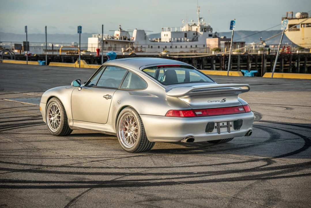 1997 Porsche 993 Carrera 4S - Image 15 of 31