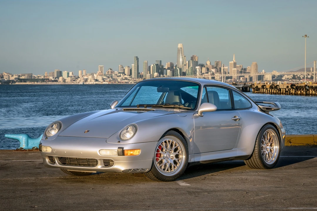 1997 Porsche 993 Carrera 4S - Image 4 of 31