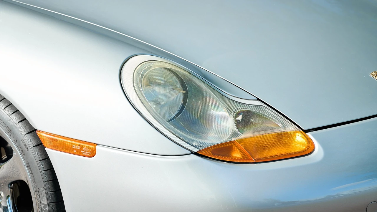 1997 Porsche 986 Boxster - Image 15 of 31