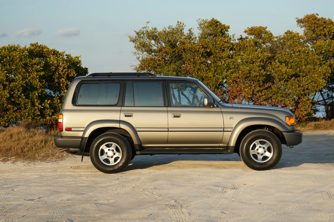 1997 Toyota J80 Land Cruiser - Image 19 of 21
