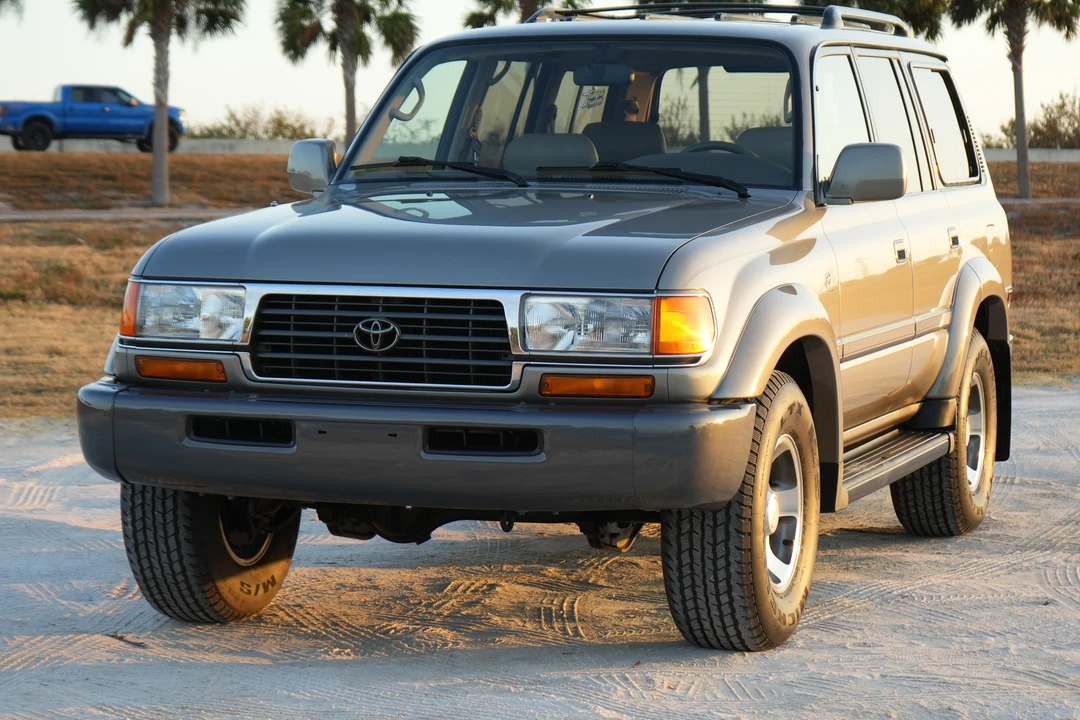 1997 Toyota J80 Land Cruiser - Image 2 of 21