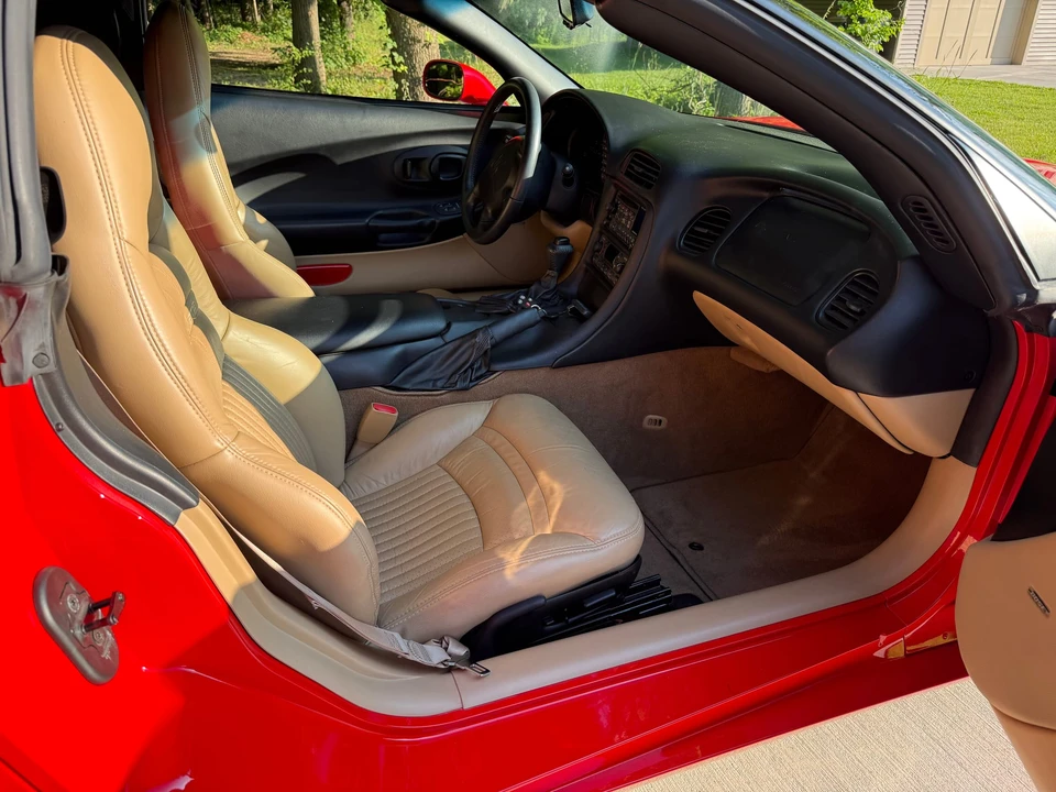 1998 Chevrolet Corvette C5 - Image 16 of 31